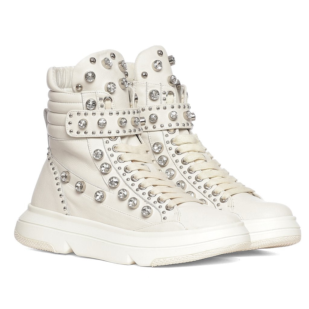 Saint Lavinia Embellished Ivory Leather Shoes