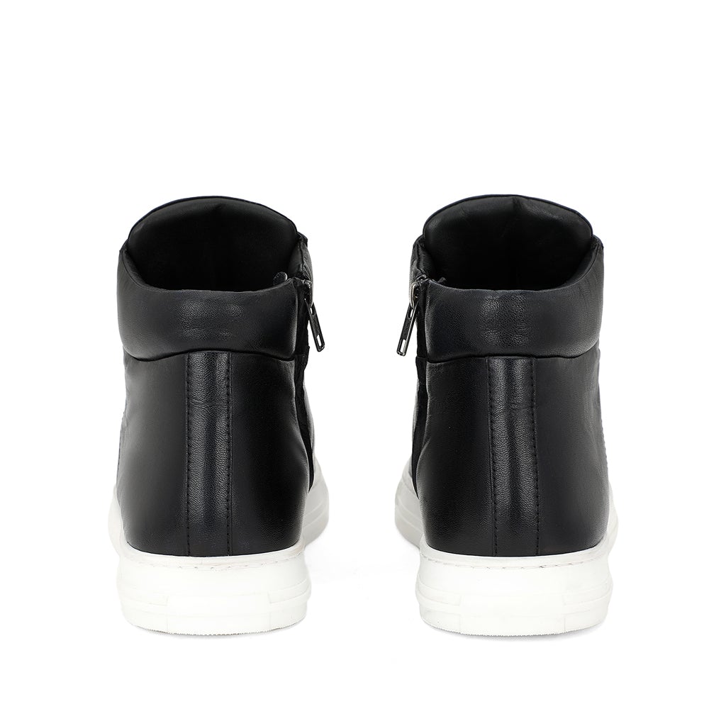 Saint Artemas Black Leather Handcrafted Sneakers
