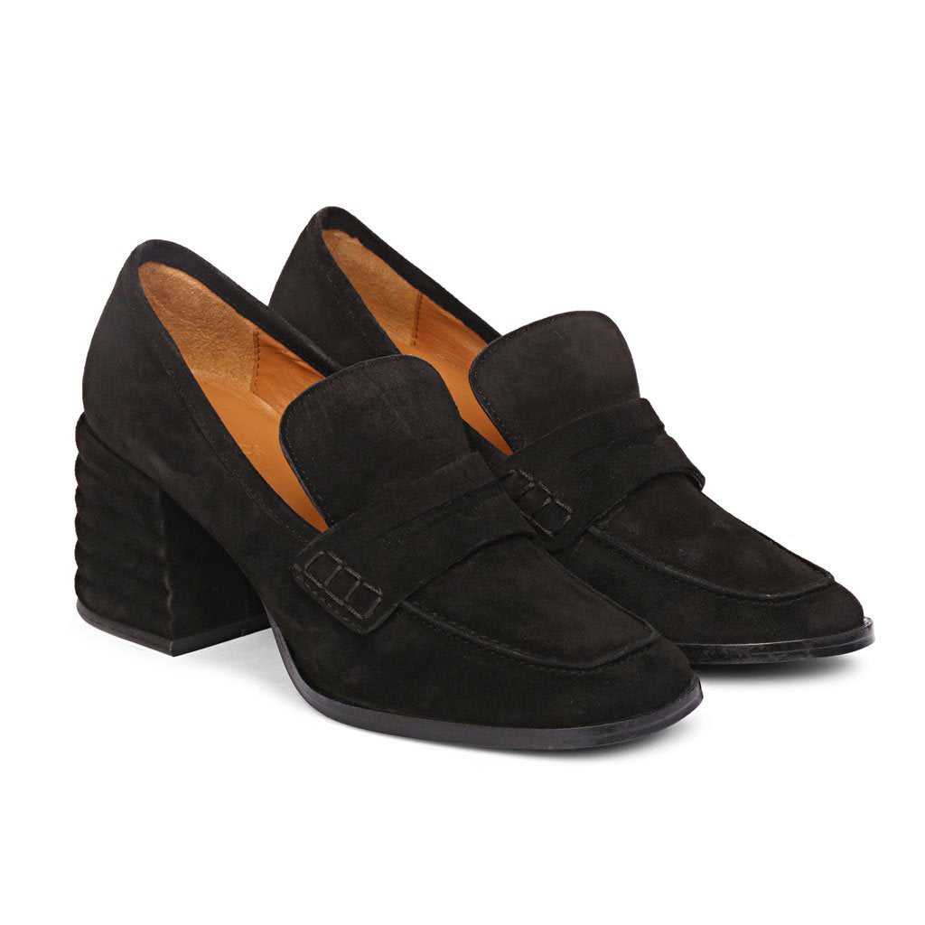 Saint Amelia Black Suede Leather Handcrafted Shoes